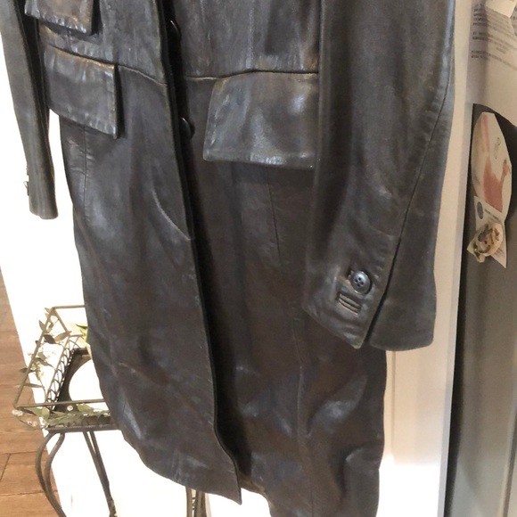 3/4 Emanuel Ungaro Black Genuine Leather Coat - Picture 4 of 8